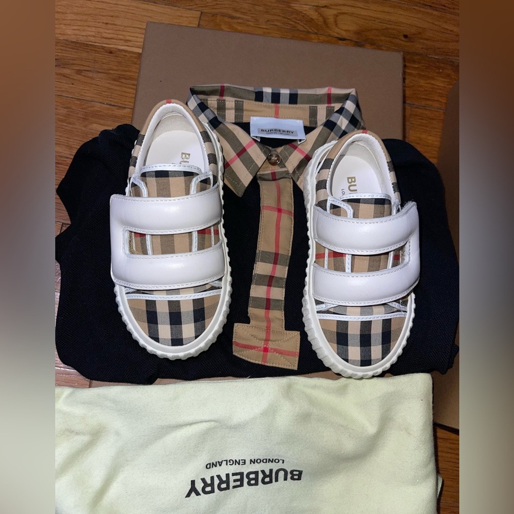 Burberry shirt 18m